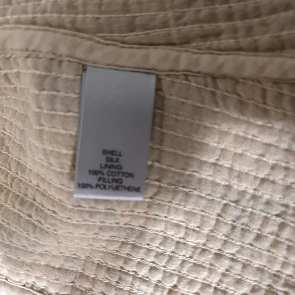 Soft by Avenue Women’s 14/16 Light Quilted Jacket w/ 1 button, 2 pockets - Picture 4 of 6